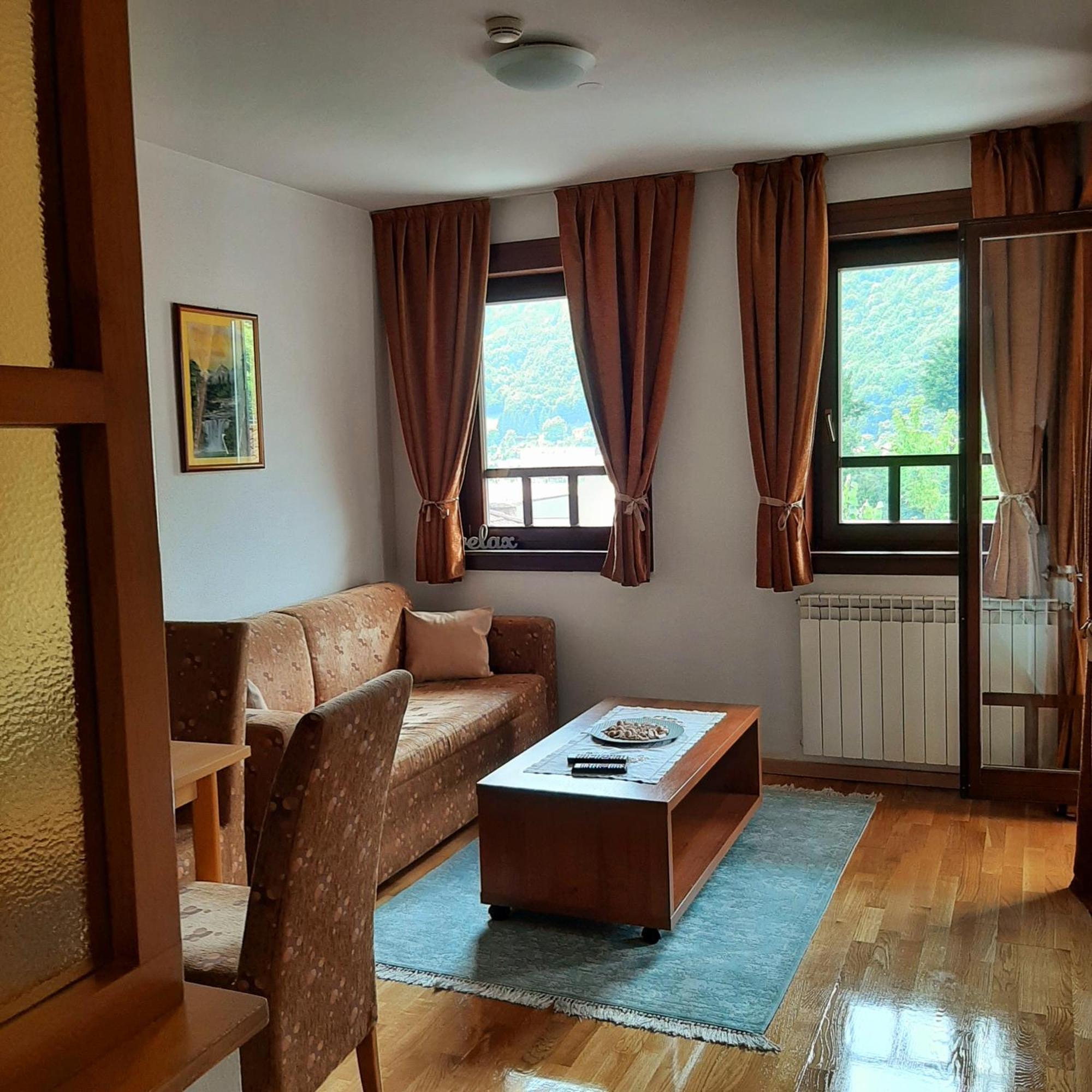 Relax Apartman Fojnica Exterior photo